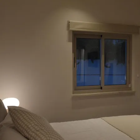 מלון Leondiana Boutique 5*